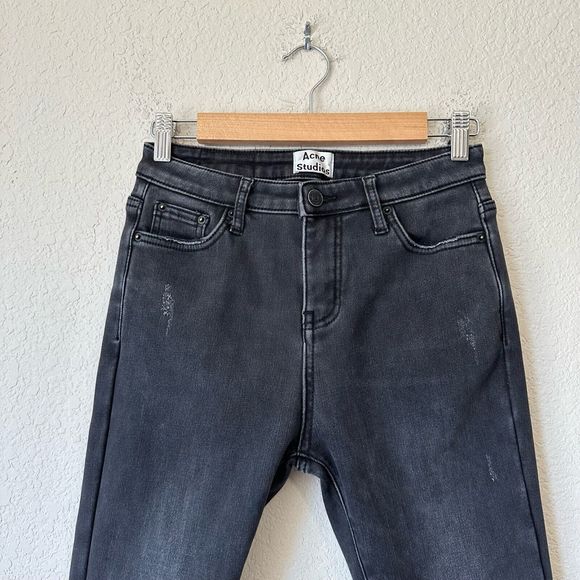 ACNE STUDIOS BLÅ KONST Cut-Off Skinny Jeans in Heathered Black - Picture 4 of 12